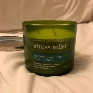 Bath & Body Works Stress Relief Candle